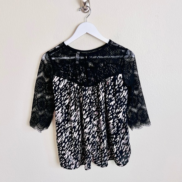 Black Lattice Lace & Pink Leopard Print Watercolor Blouse - Picture 4 of 14